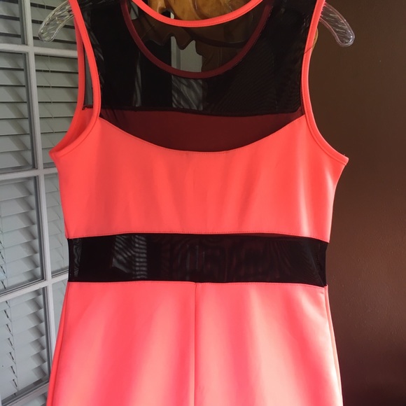 Sleeveless dress - Picture 5 of 5